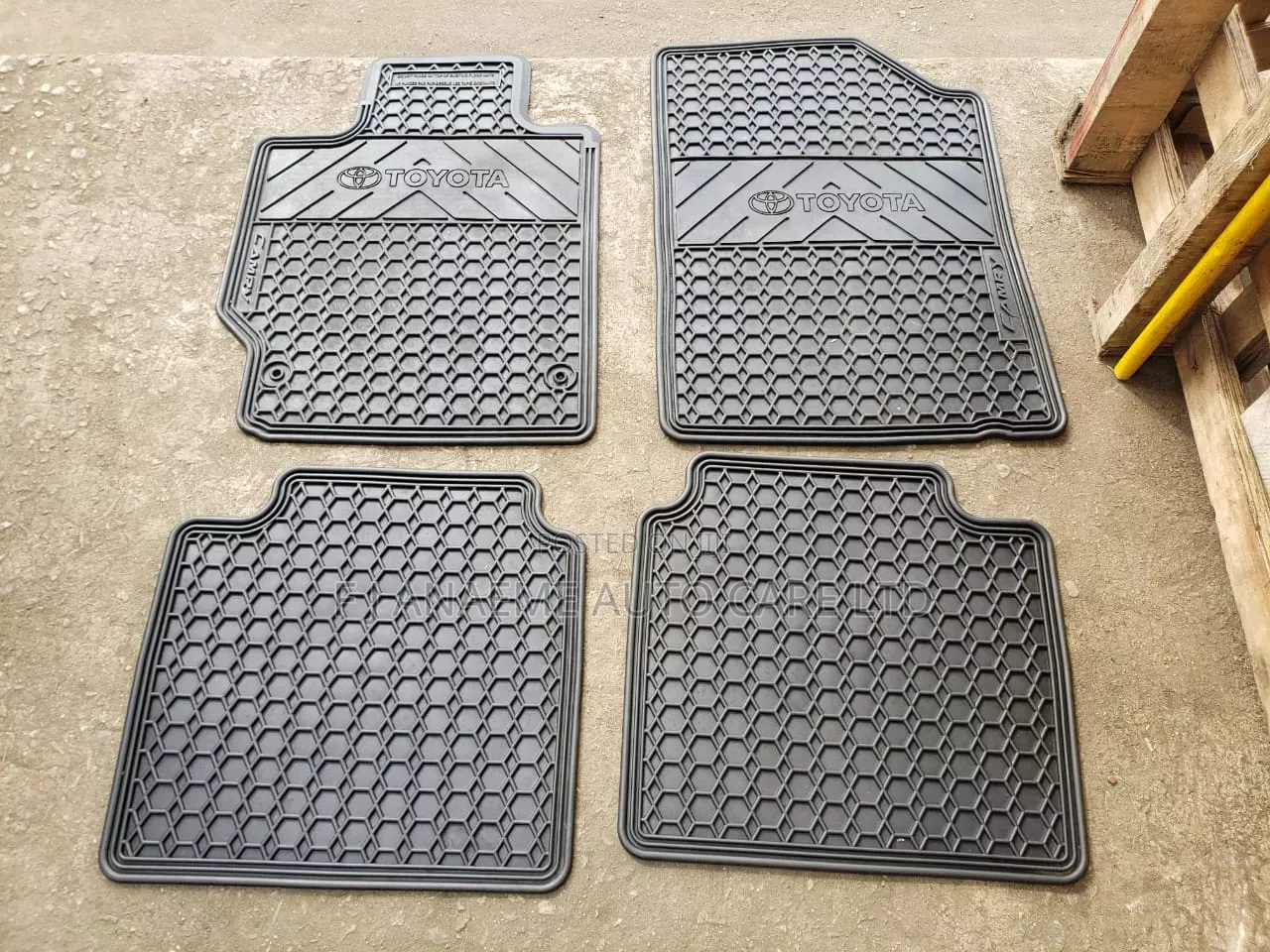 Camry 2014 Follow Come Tokunbo Footmat Rubber Carpet