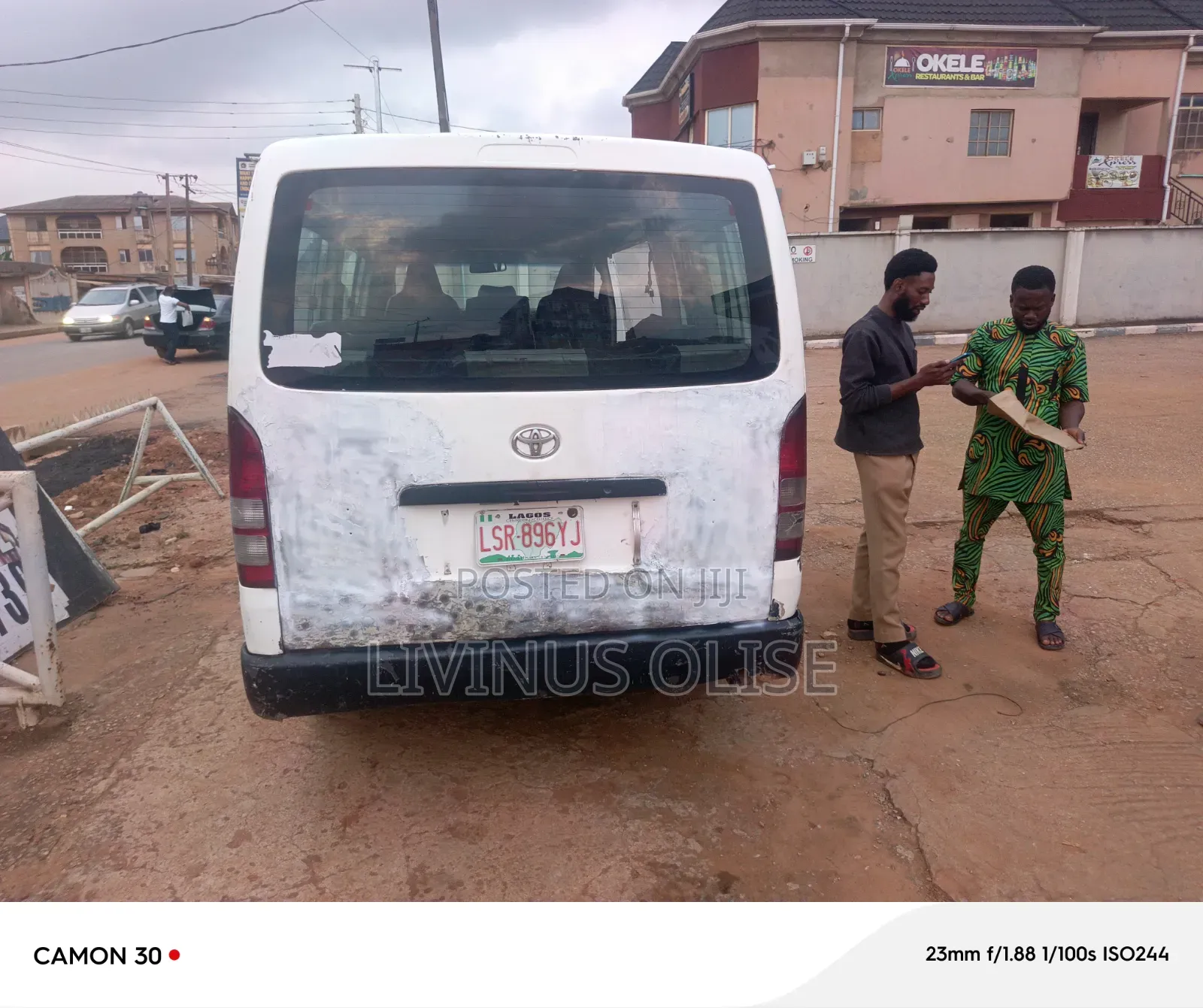 Toyota Grand HiAce 2002 White