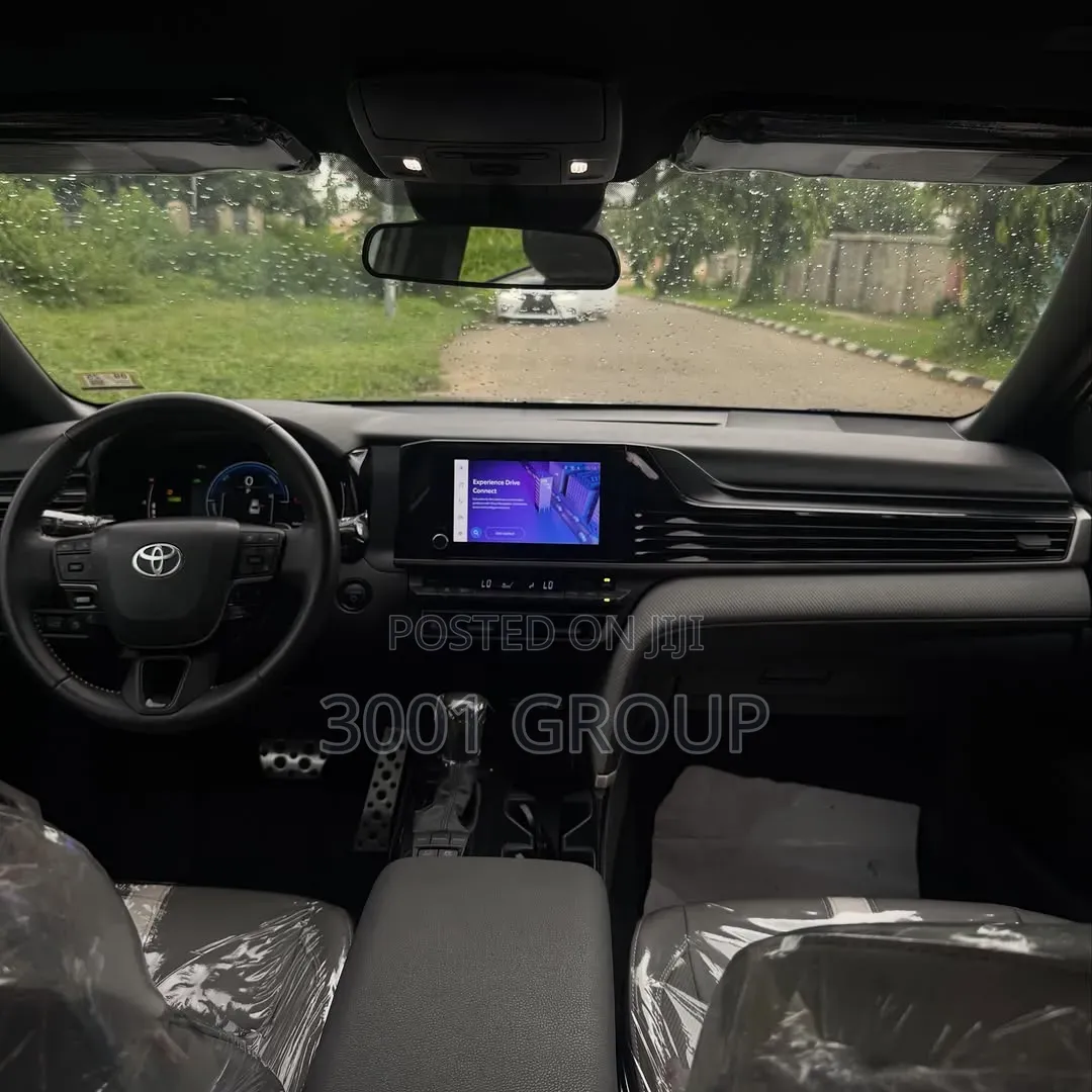 New Toyota Camry 2025 Gray