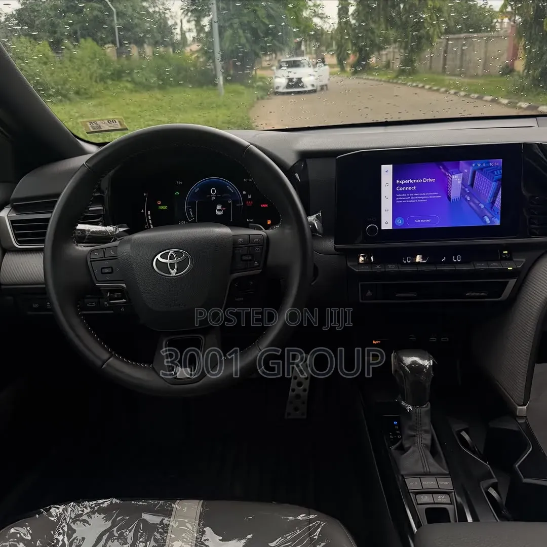 New Toyota Camry 2025 Gray