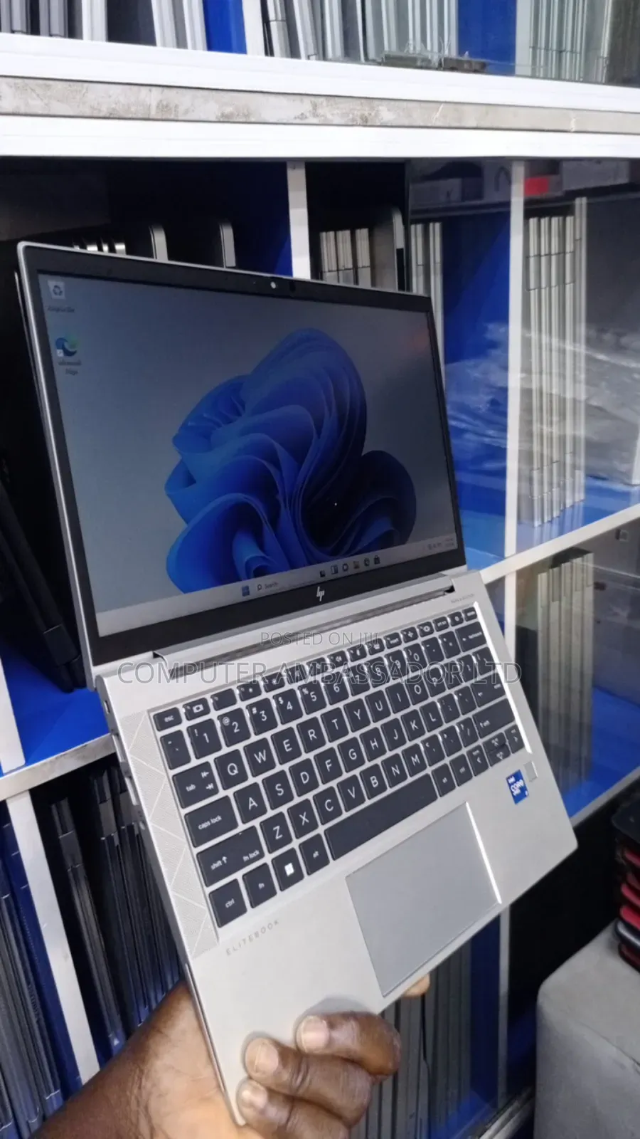 Laptop HP EliteBook 830 G8 16GB Intel Core i7 SSD 512GB