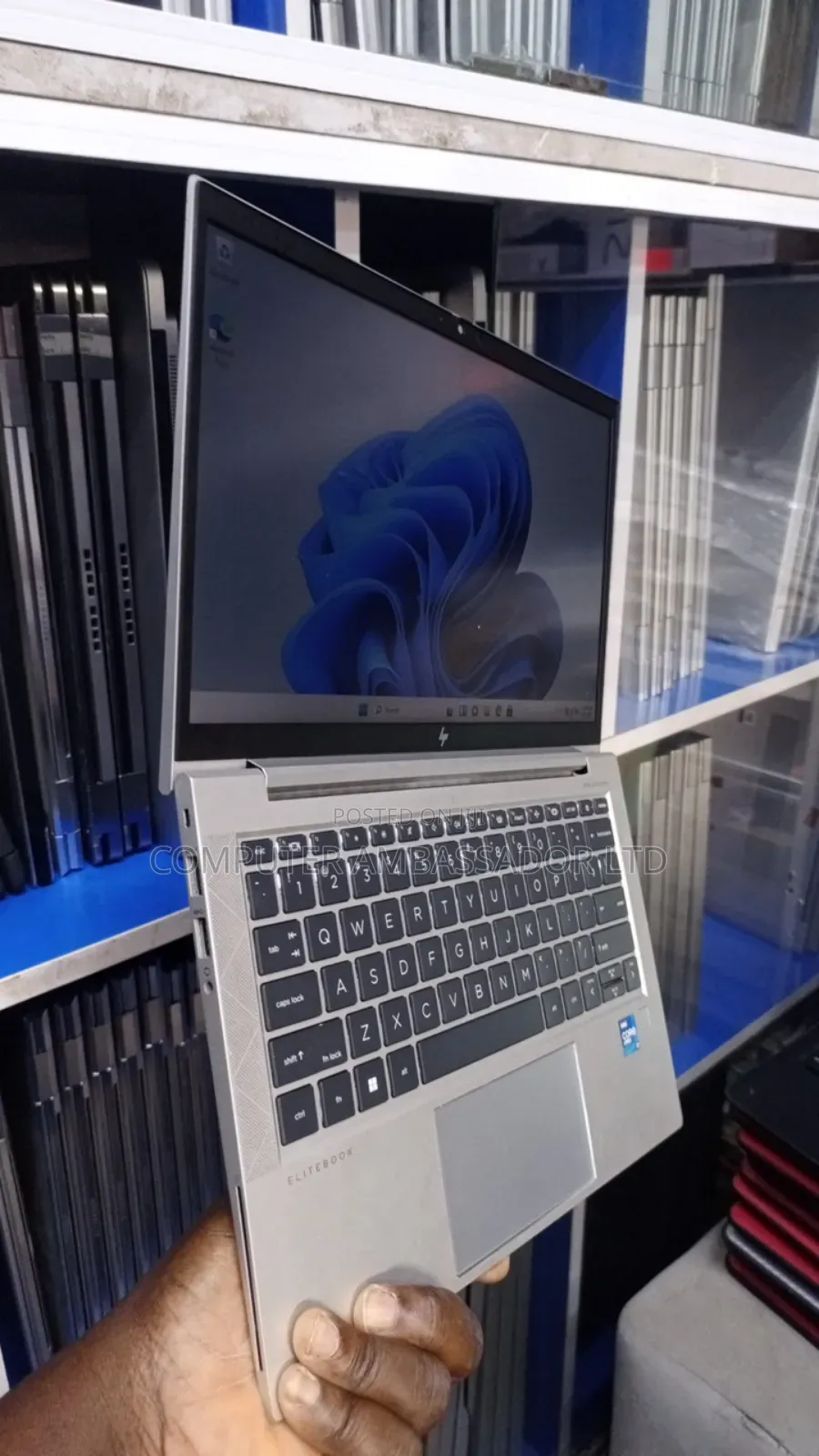 Laptop HP EliteBook 830 G8 16GB Intel Core i7 SSD 512GB