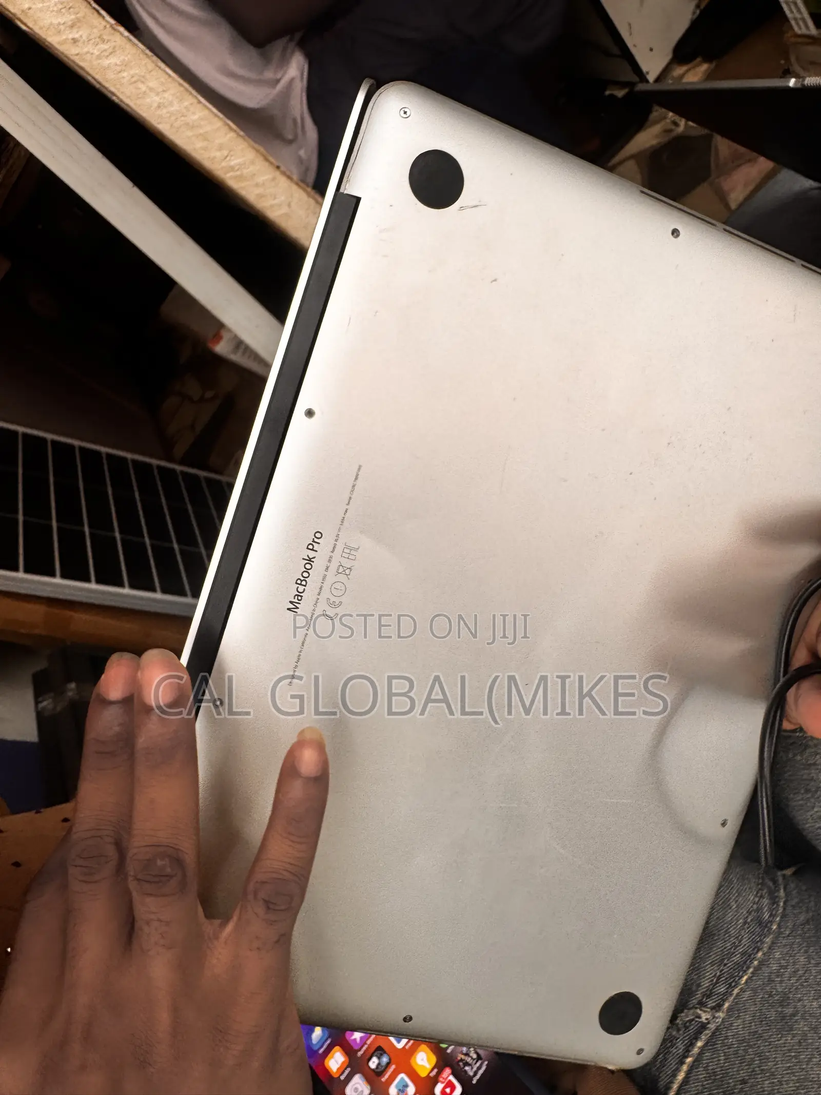 Laptop Apple MacBook Pro 2015 8GB Intel Core i5 SSHD+SSD 256GB
