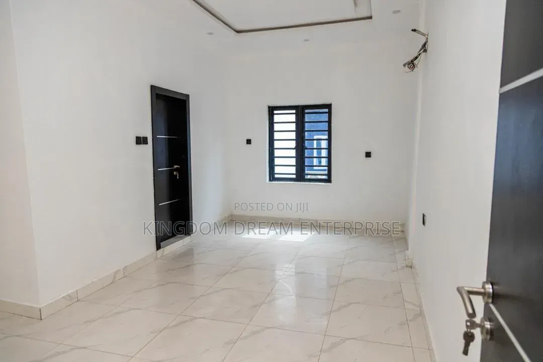 2bdrm Apartment in Abijo Gra Lagos for sale