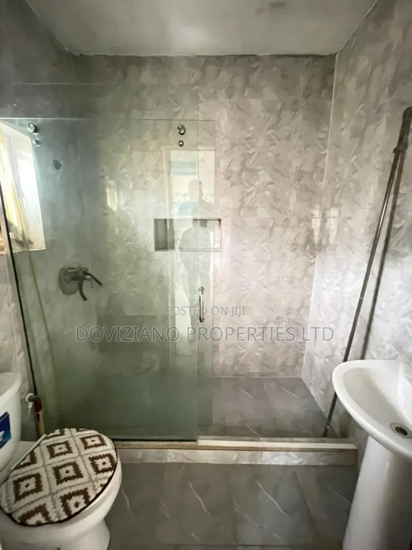 3bdrm Apartment in Victoria Island Extension for rent
