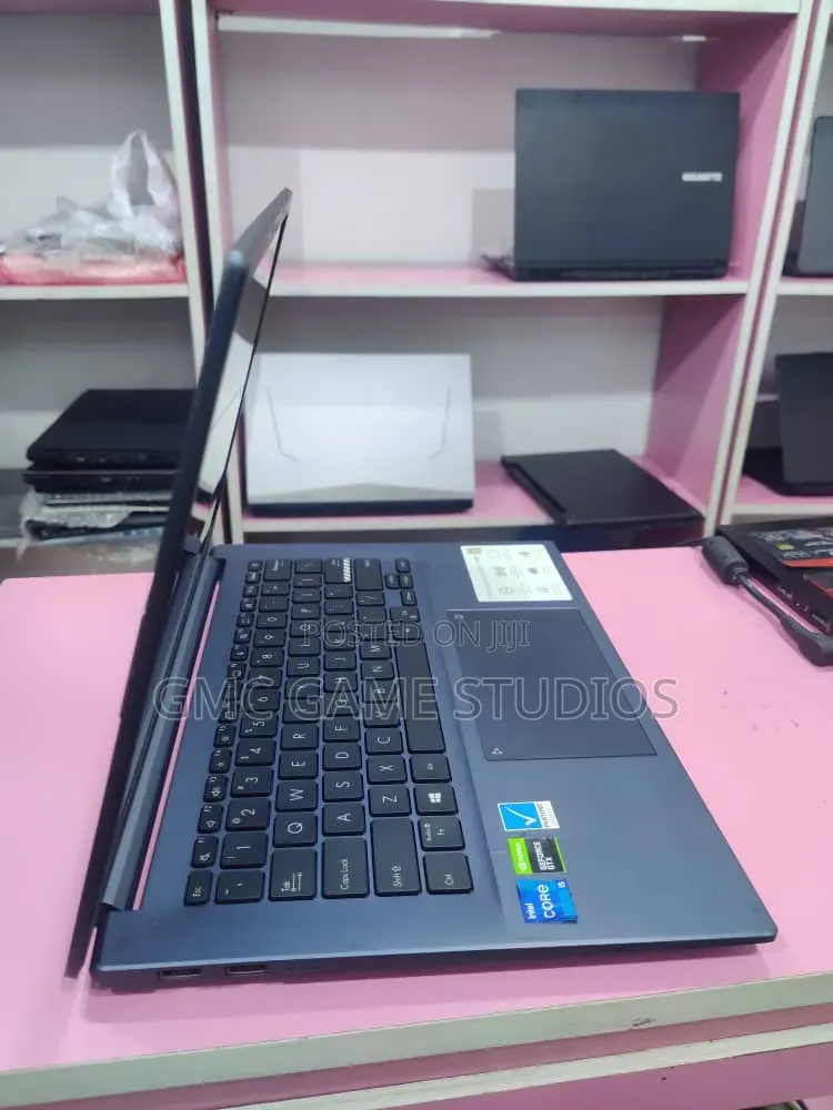 Laptop Asus Vivobook S 14 8GB Intel Core i5 SSD 512GB