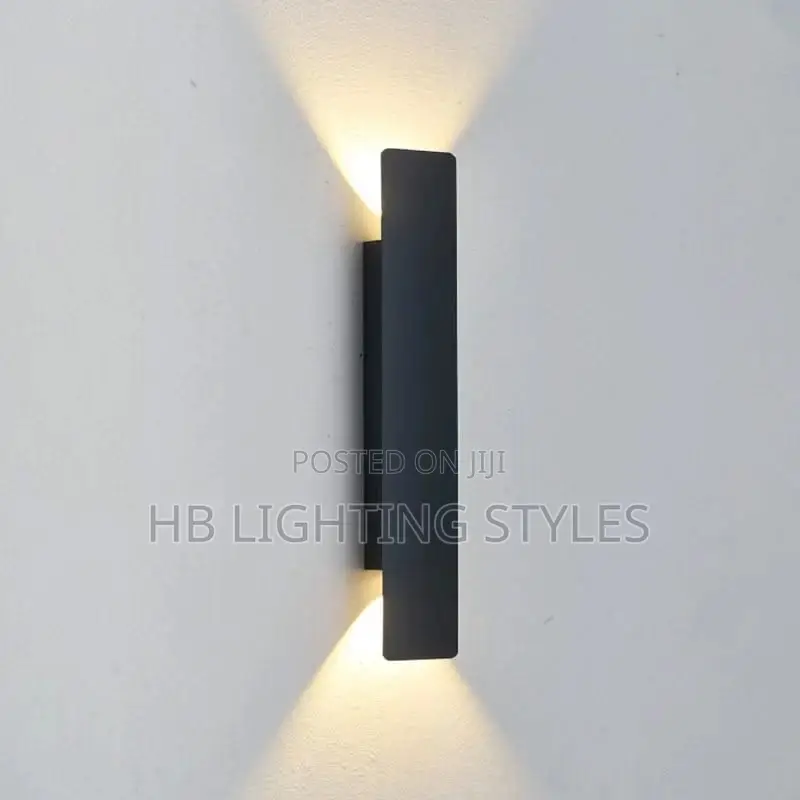Outdoor LED Wall Lights Up and Down Aluminum Wall Lamp