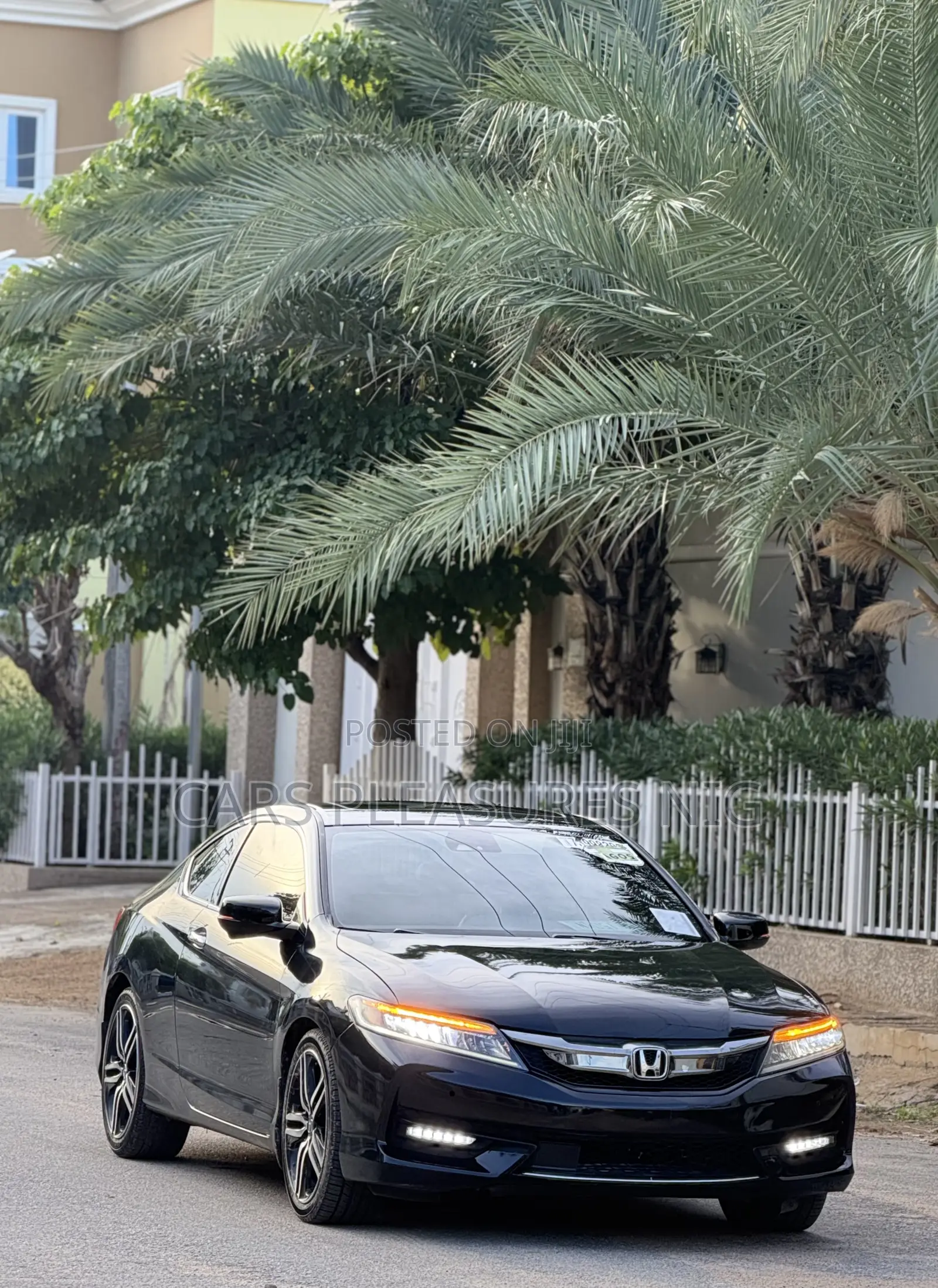 Honda Accord Touring V6 2dr Coupe FWD (3.5L 6cyl 6A) 2017 Black