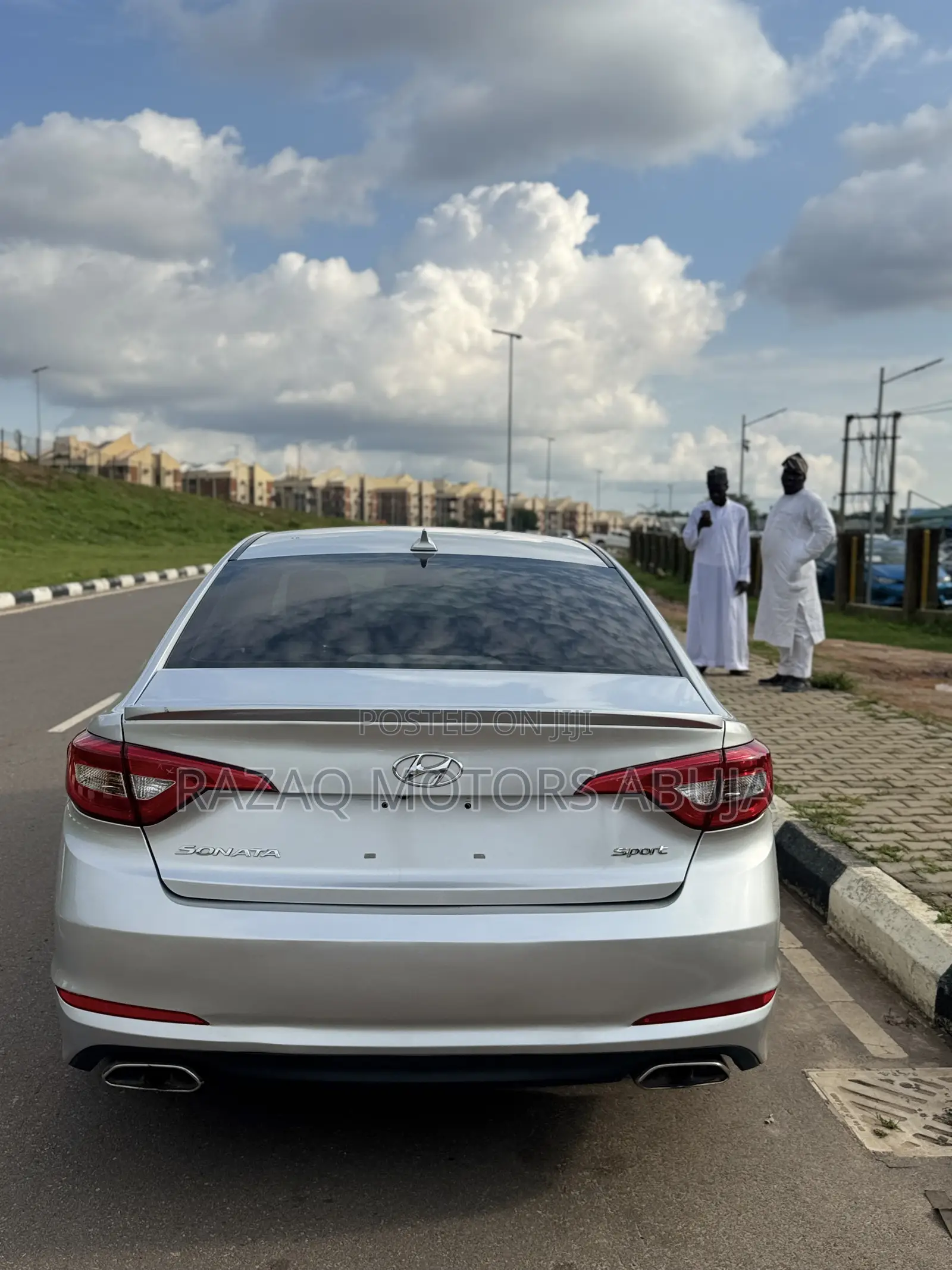 Hyundai Sonata Base Sedan FWD (2.4L 4cyl 6A) 2016 Silver