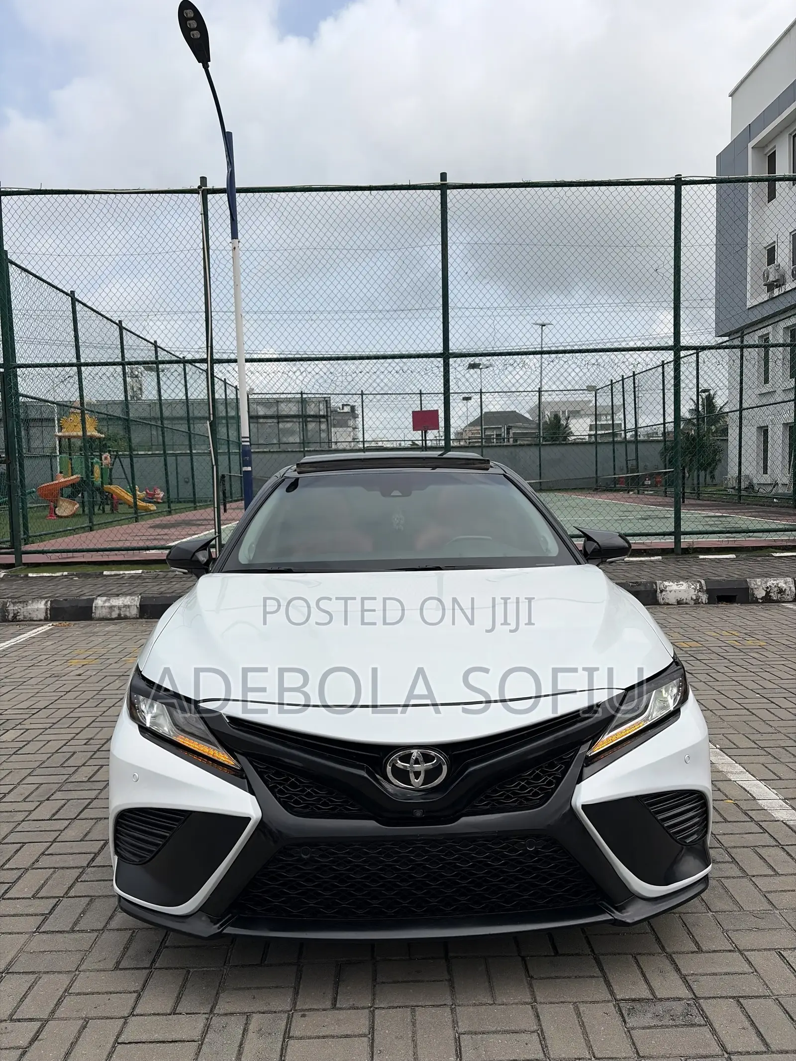 Toyota Camry XSE V6 FWD (3.5L 6cyl 8AM) 2018 White
