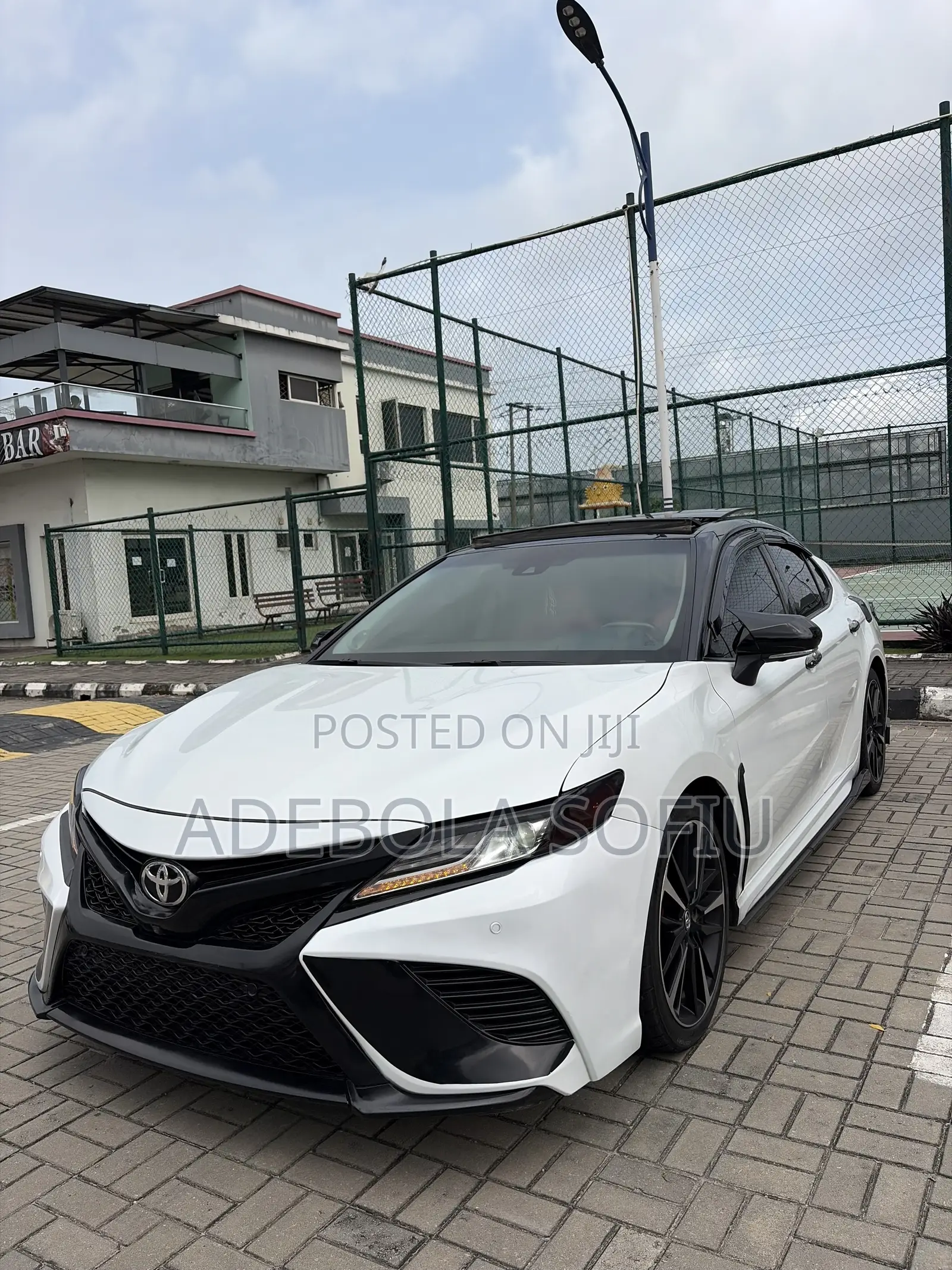 Toyota Camry XSE V6 FWD (3.5L 6cyl 8AM) 2018 White