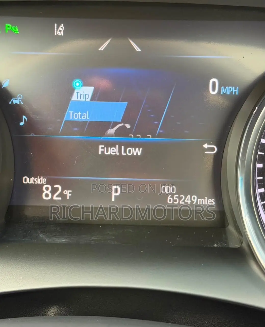 Toyota Camry XLE V6 (3.5L V6 8A) 2019 Gray