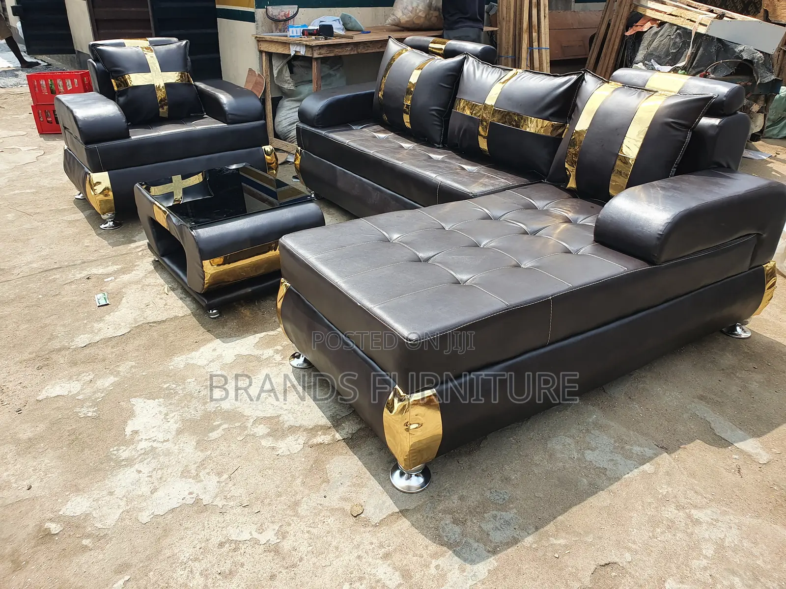 Good Quality Leather Sofa Lshap Center Table With Single Seater