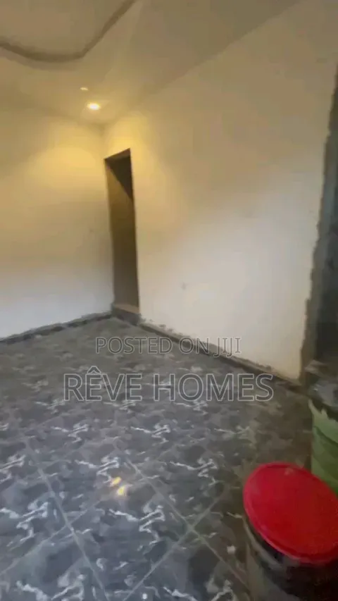 Studio Apartment in Akoka for rent