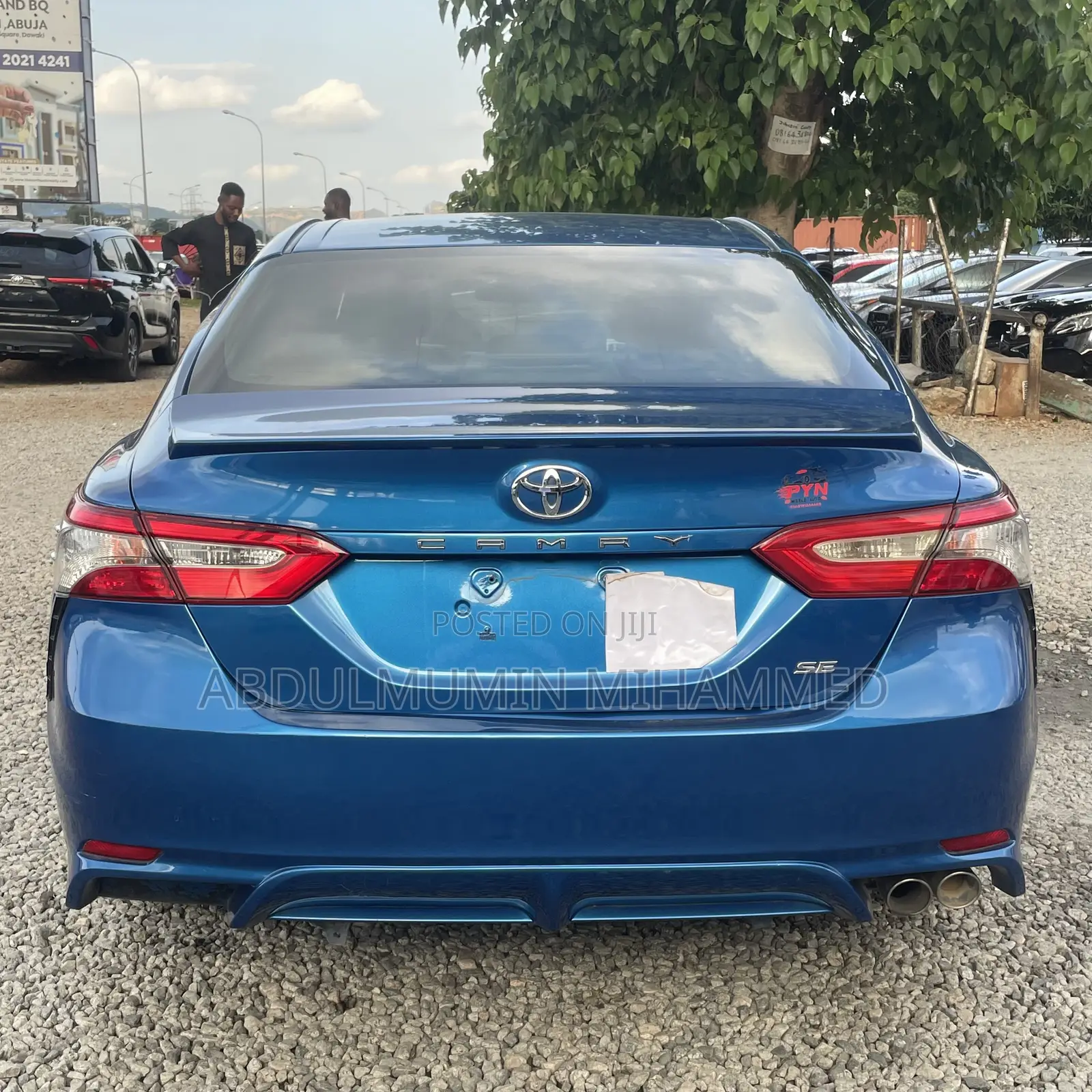 Toyota Camry SE FWD (2.5L 4cyl 8AM) 2018 Blue