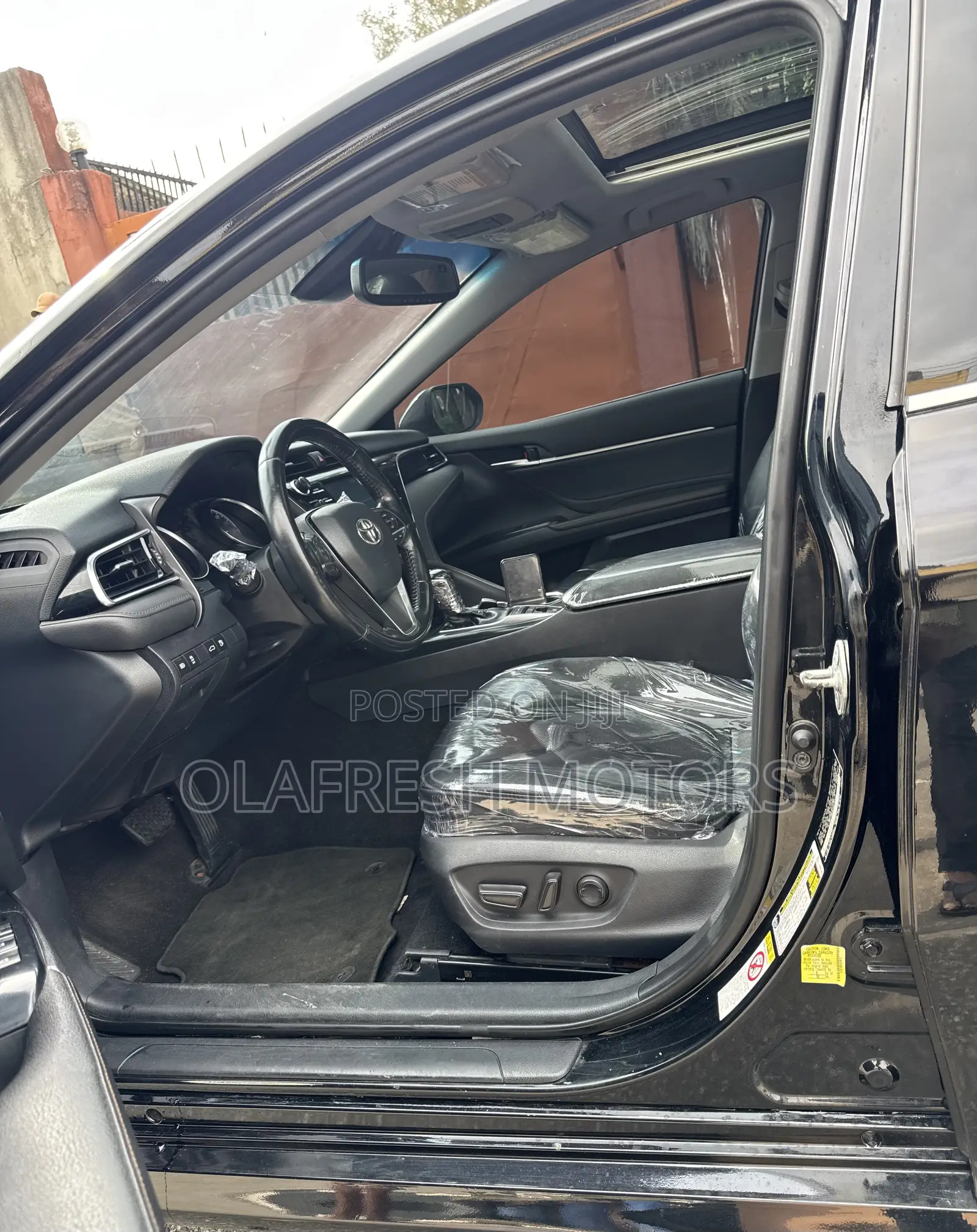 Toyota Camry XLE FWD (2.5L 4cyl 8AM) 2018 Black
