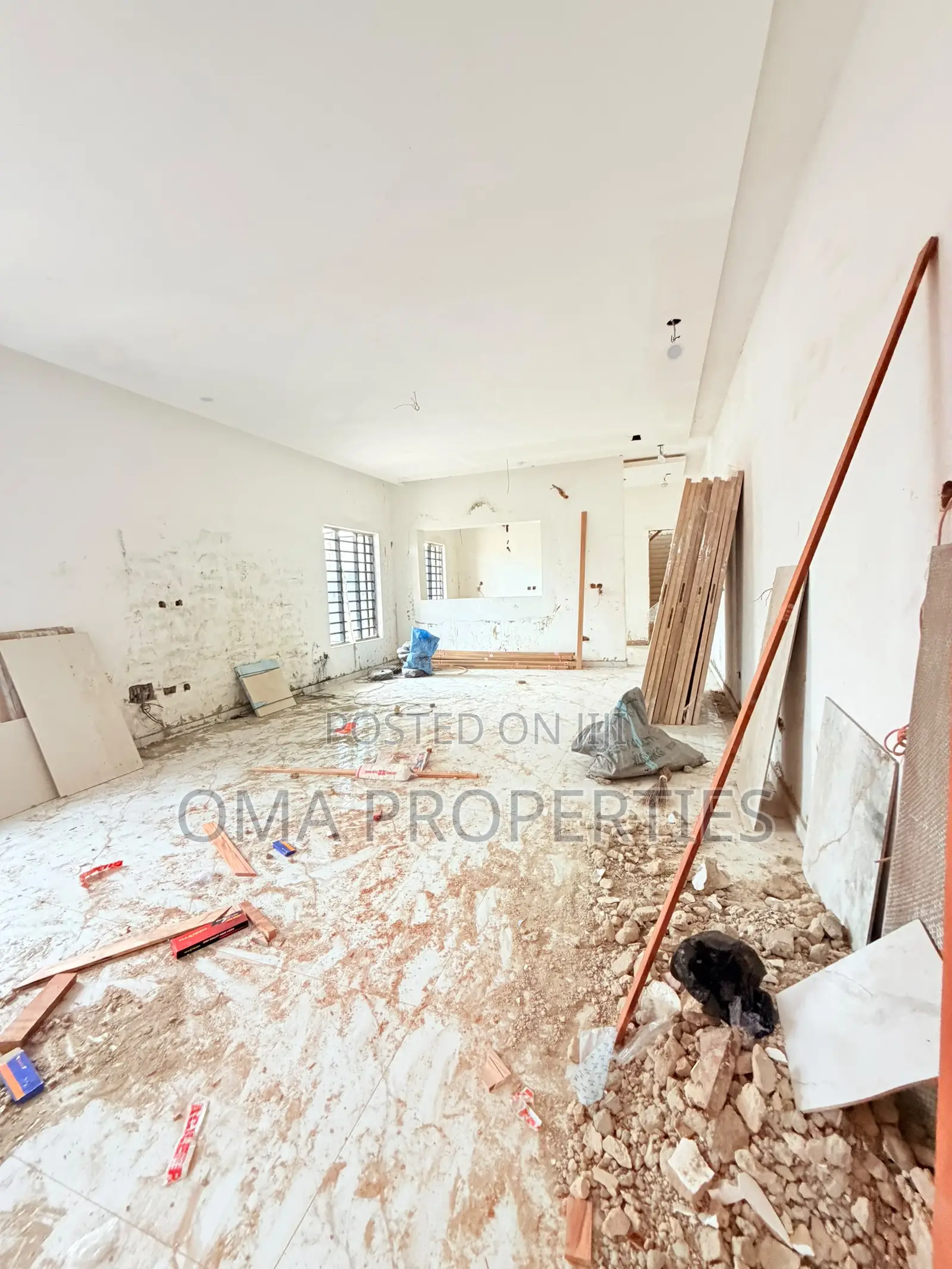 Furnished 5bdrm House in Ogudu GRA for sale