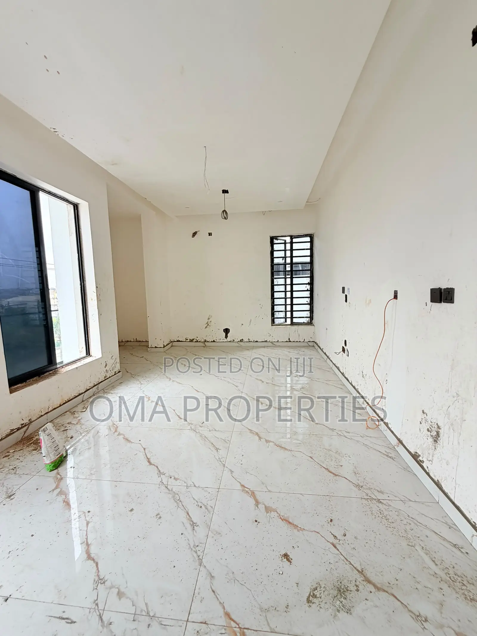 Furnished 5bdrm House in Ogudu GRA for sale