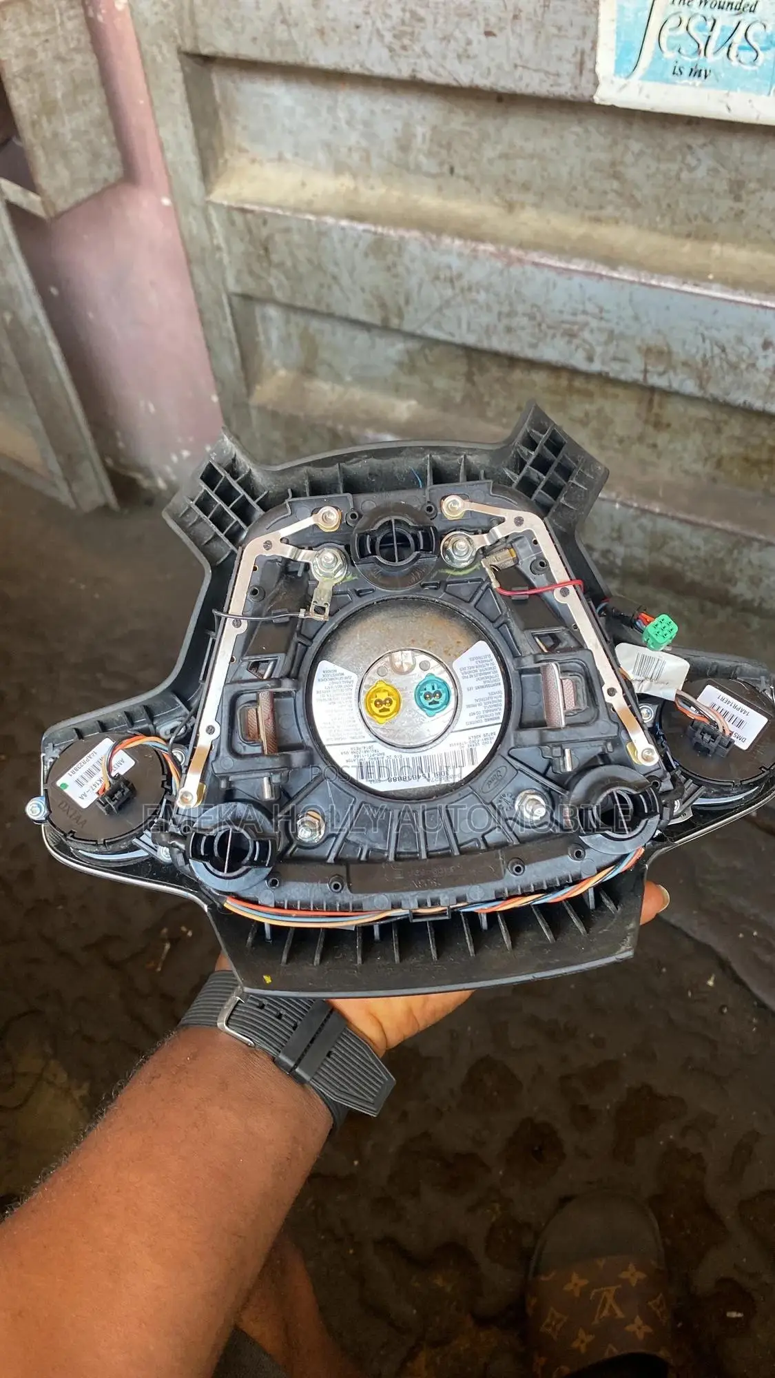 Ford Escape 2013 Driver Side Steering Airbag Assembly (Tokunbo)