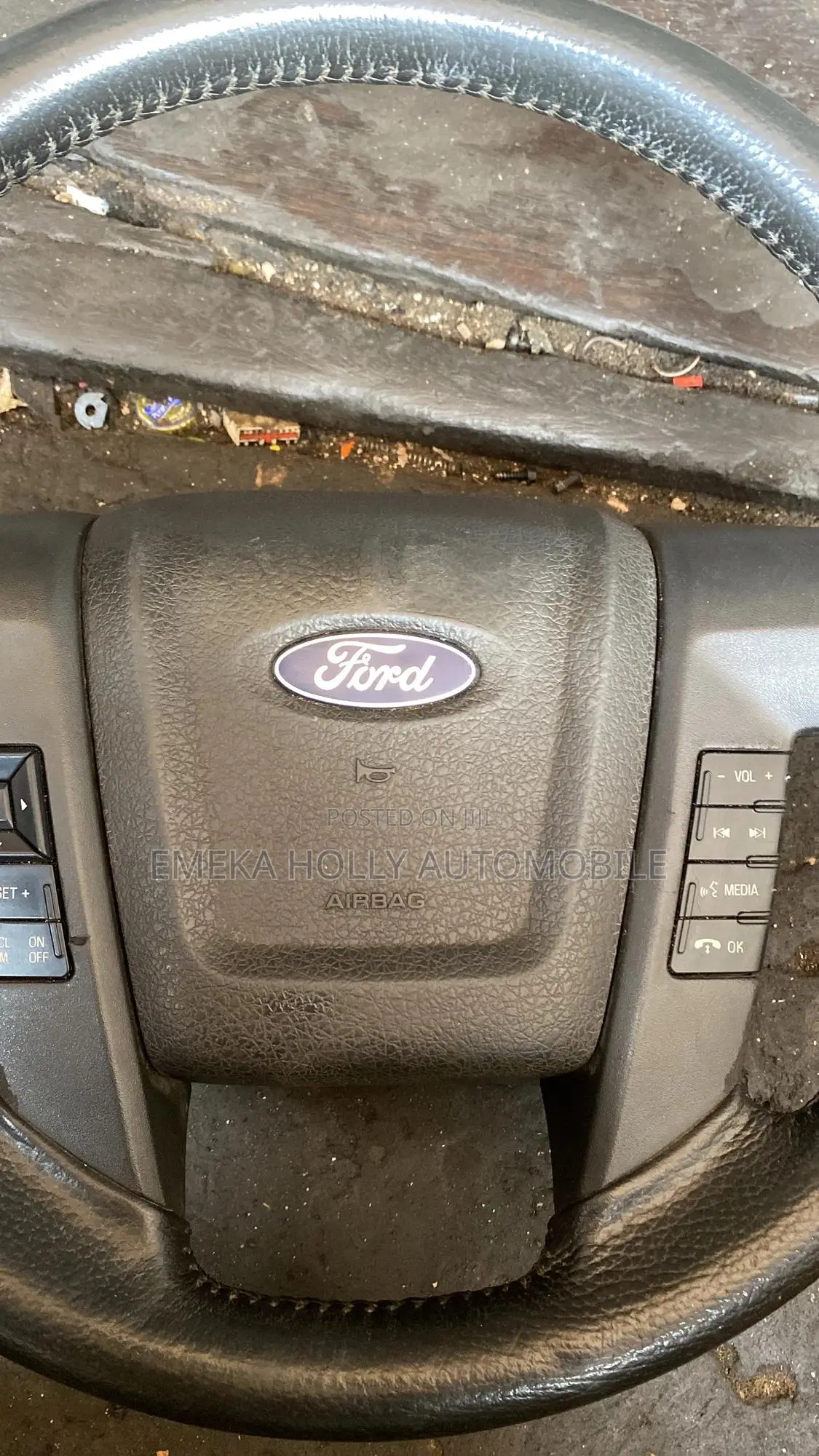 Direct Tokunbo Steering Wheel for Ford F-150 (2010 Model)