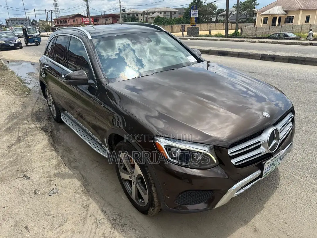 Mercedes-Benz GLC-Class 2017 Brown