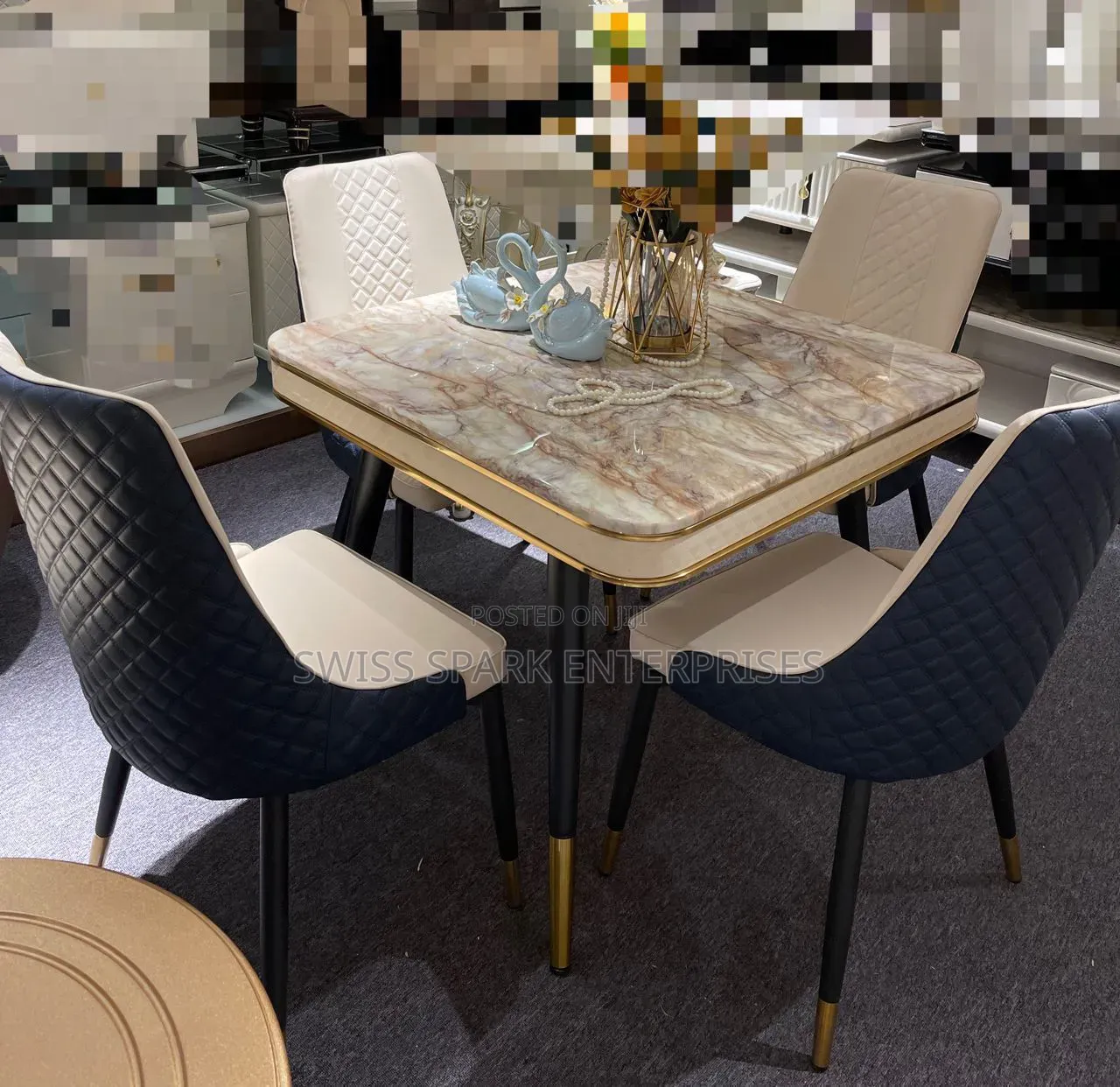 4 Seater Luxury Dining Set With Marble Finishing