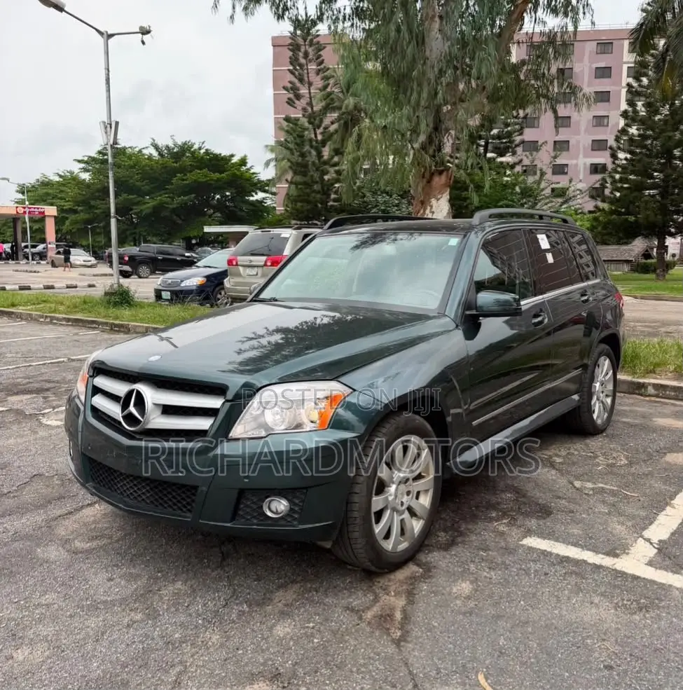 Mercedes-Benz GLK-Class 350 4MATIC 2012 Green