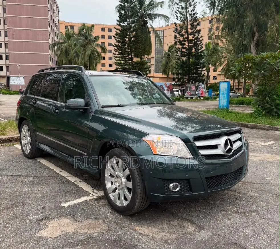 Mercedes-Benz GLK-Class 350 4MATIC 2012 Green