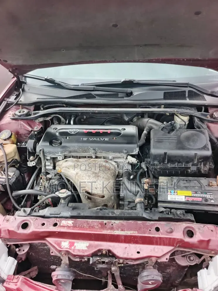 Toyota Camry 2004 Red