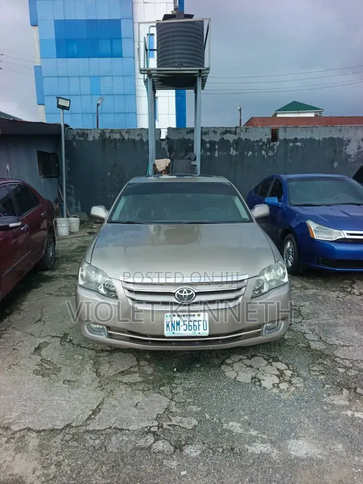 Toyota Avalon 2007 Gold
