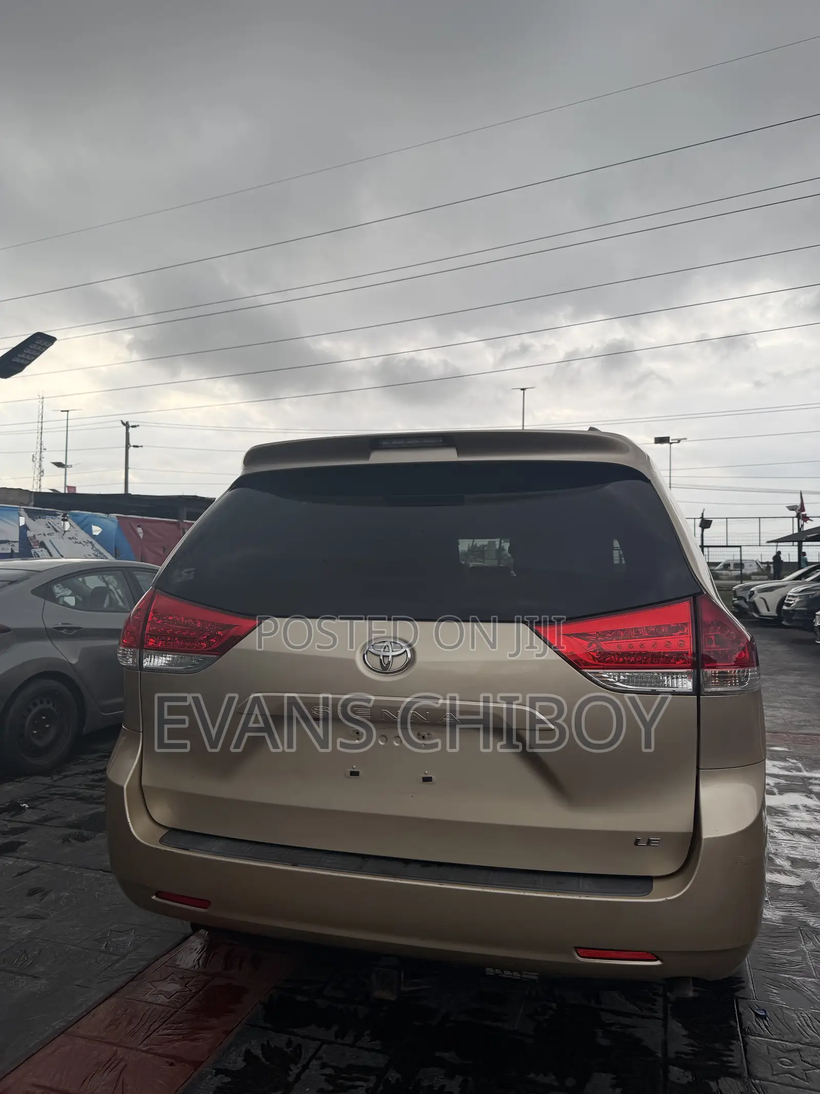 Toyota Sienna LE 7 Passenger 2011 Silver