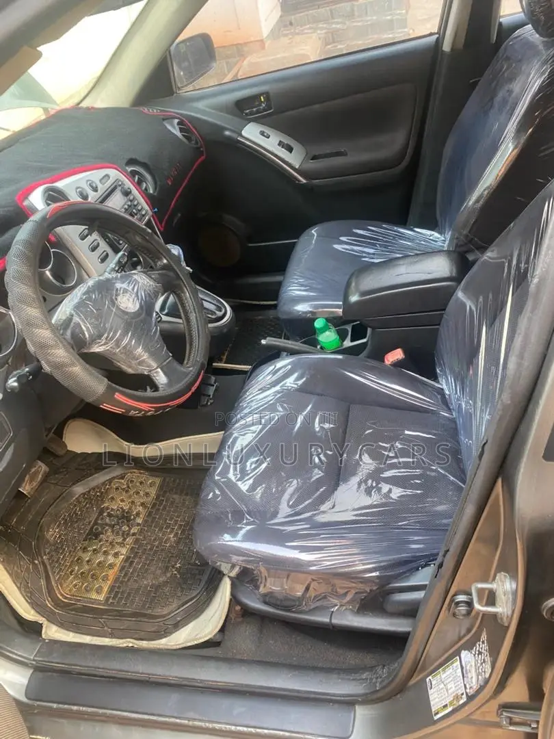 Toyota Matrix 2008 Gray