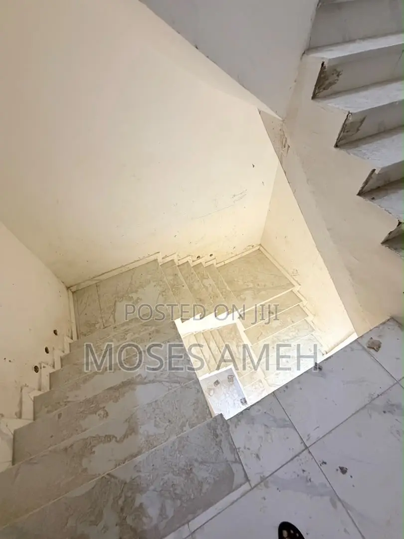 4bdrm Townhouse/Terrace in Wuye for sale