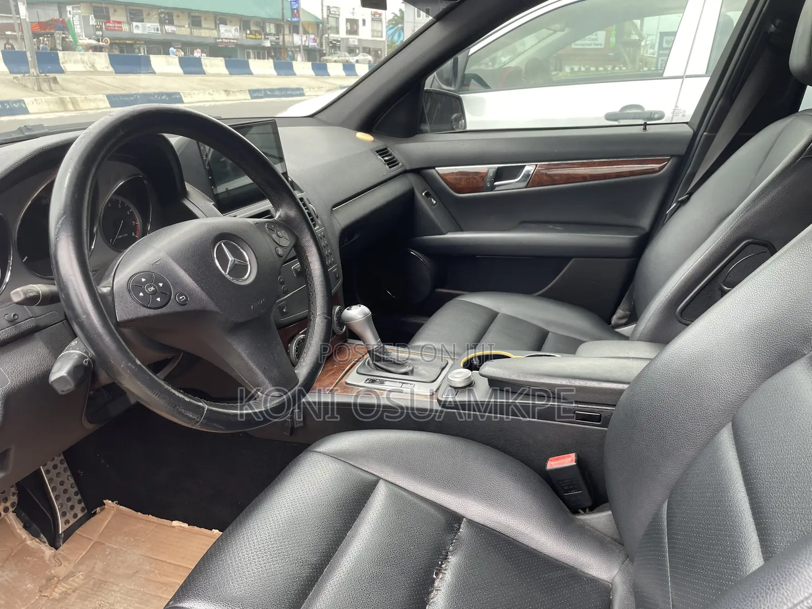 Mercedes-Benz C300 Sport 4Matic Sedan AWD (3.0L 6cyl 7A) 2011 Gray