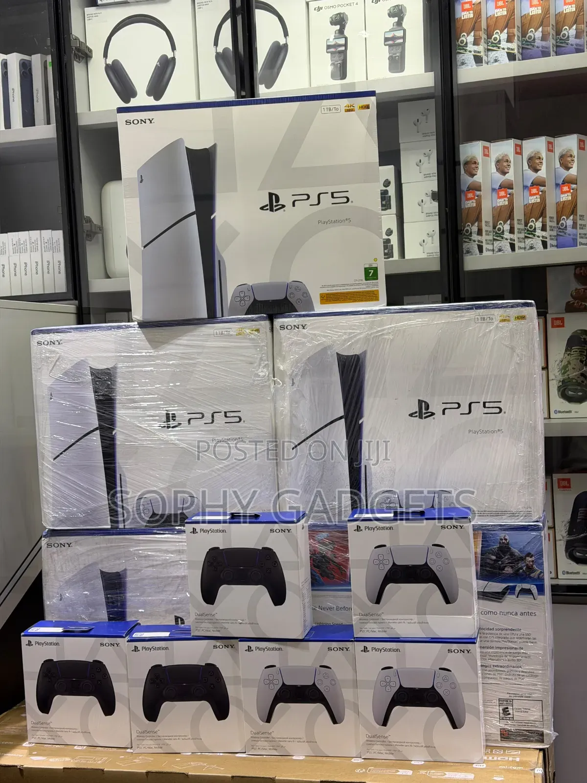 Play Station 5 With One Pad