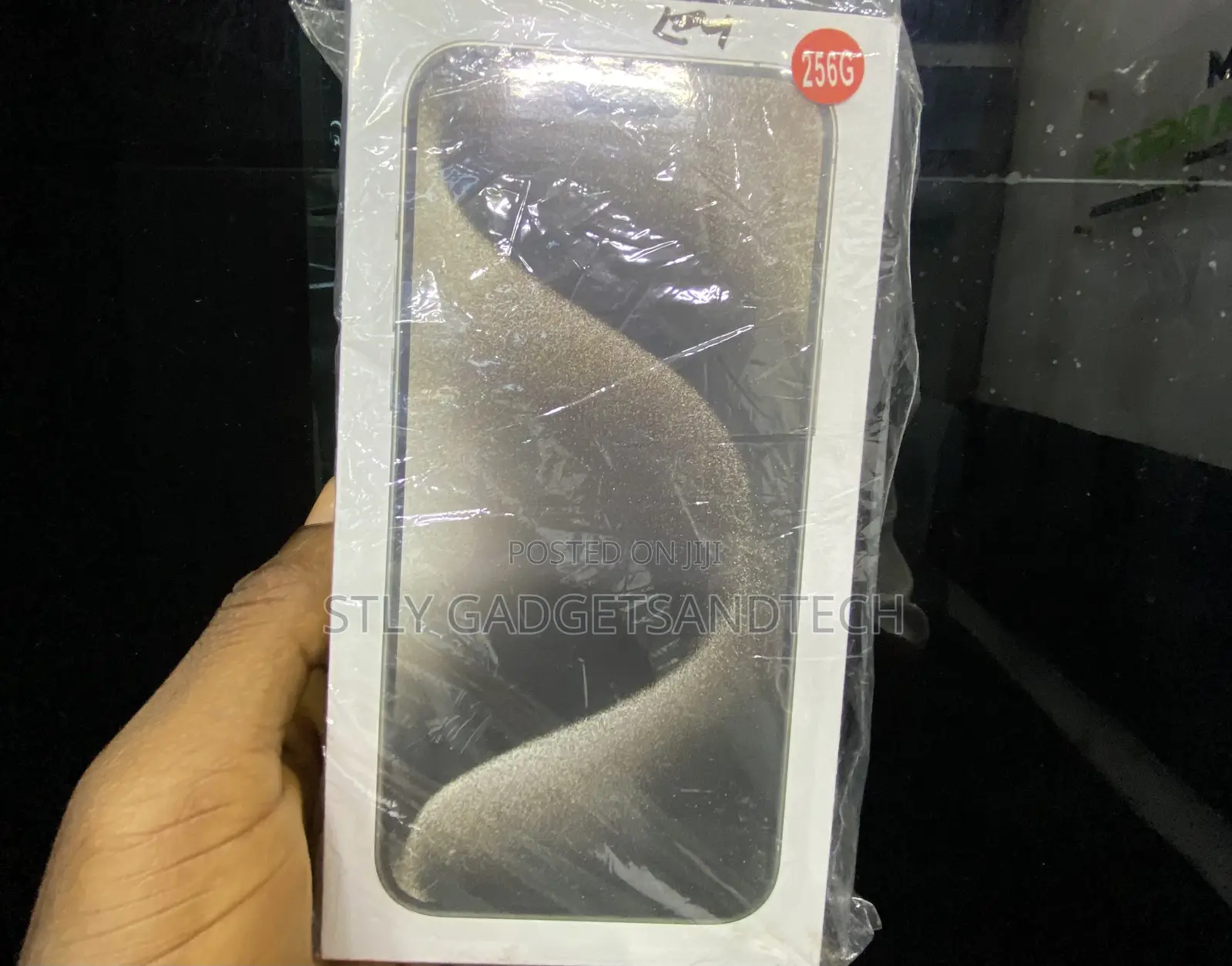 New Apple iPhone 15 Pro Max 256 GB Black
