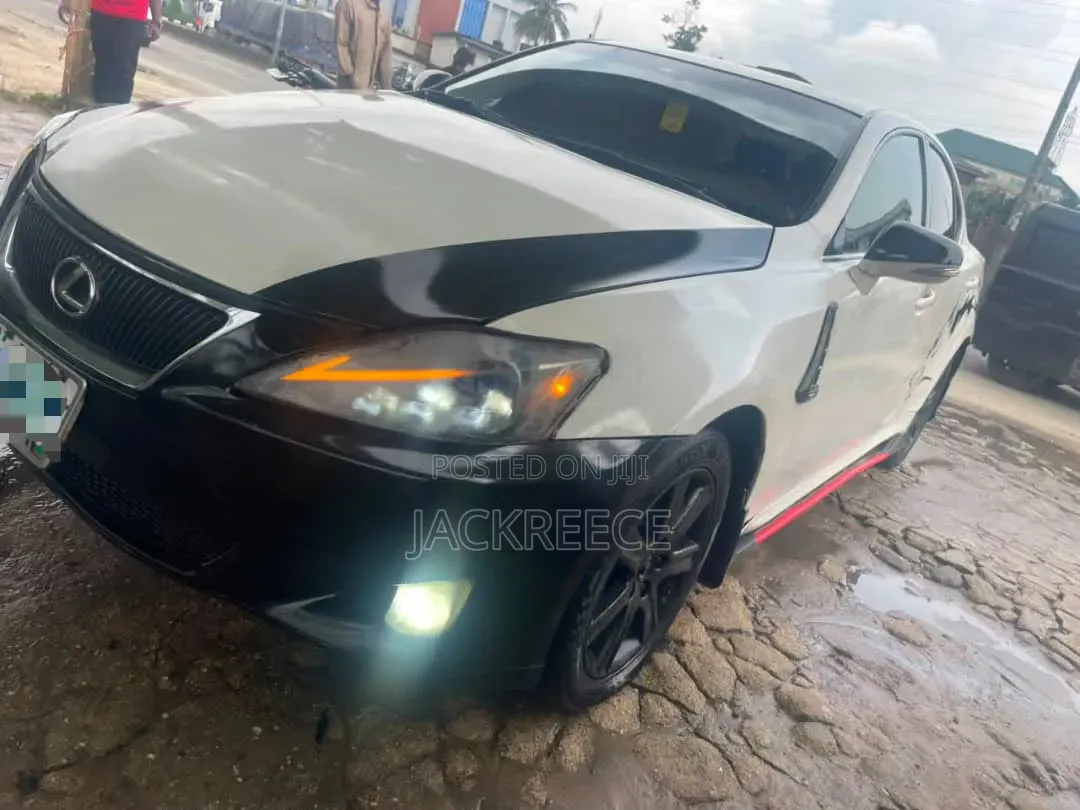 Lexus IS 2013 White