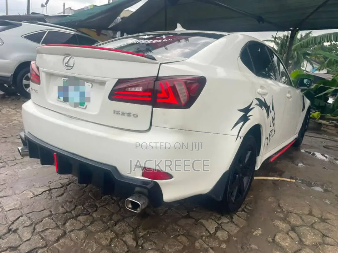 Lexus IS 2013 White
