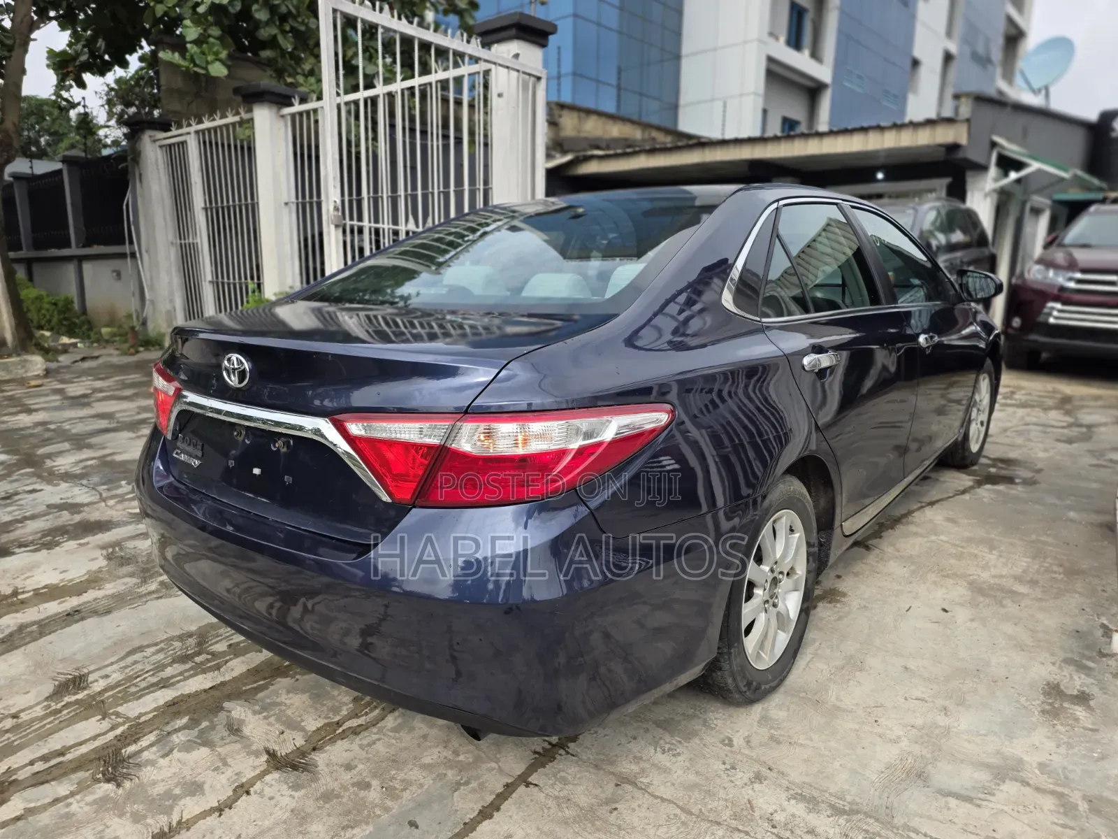 Toyota Camry SE 4dr Sedan (2.5L 4cyl 6A) 2016 Blue
