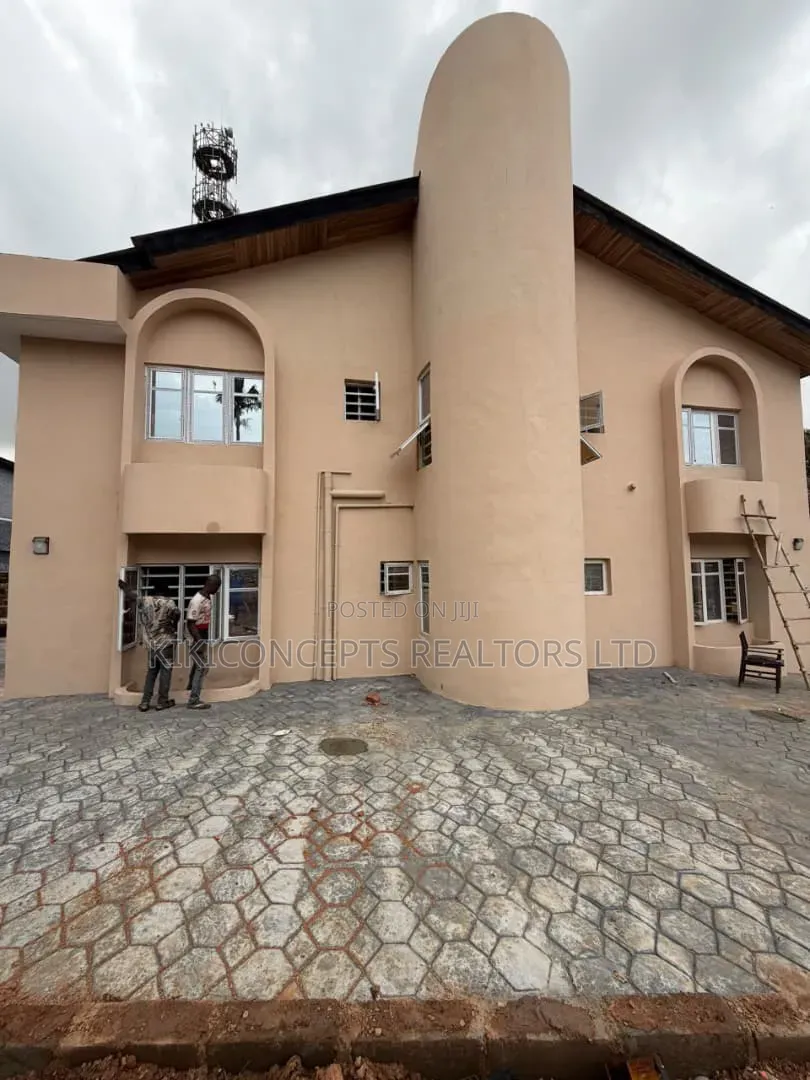 2bdrm Duplex in Alalubosa Gra for rent