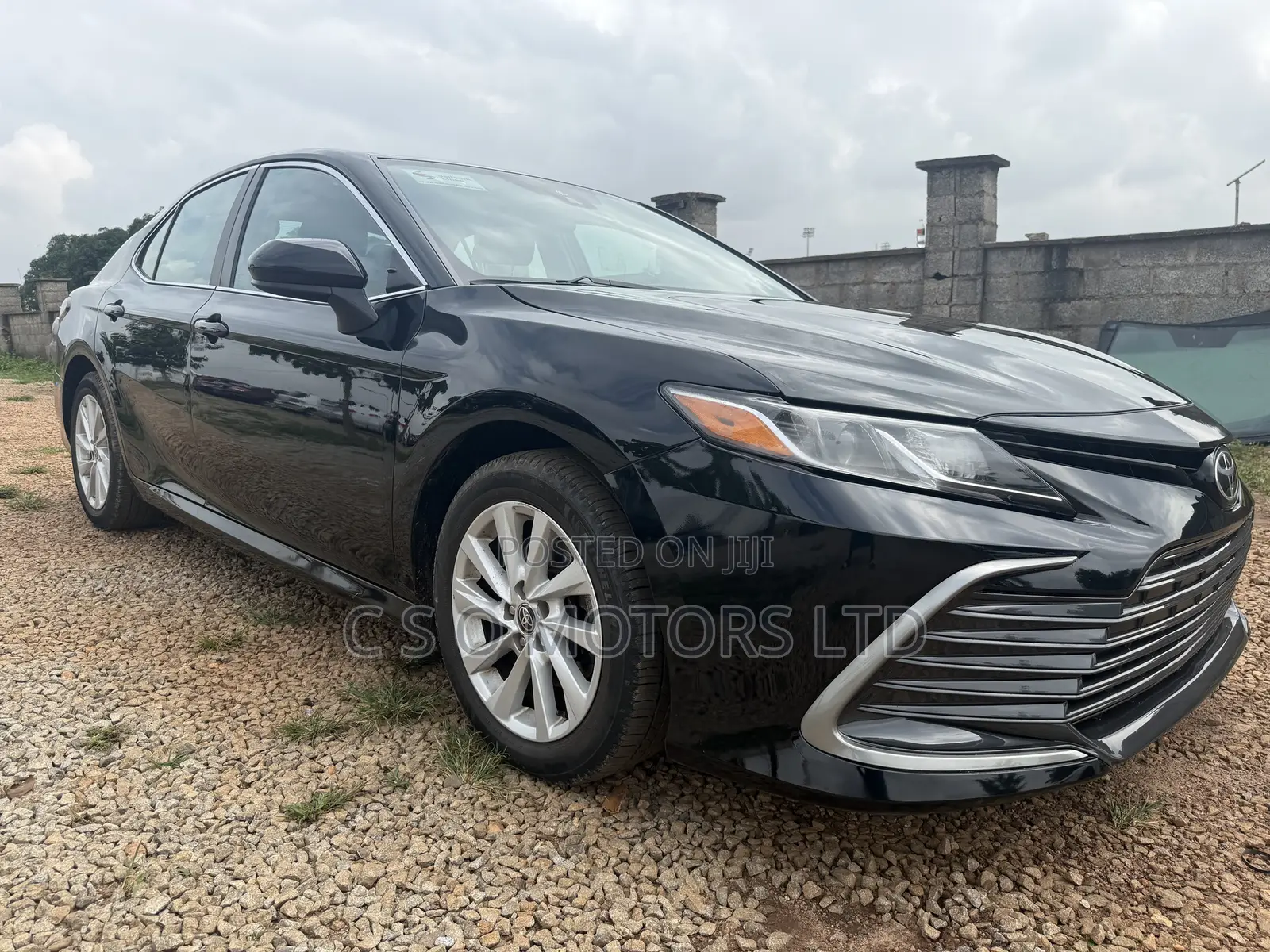 Toyota Camry LE 2022 Black