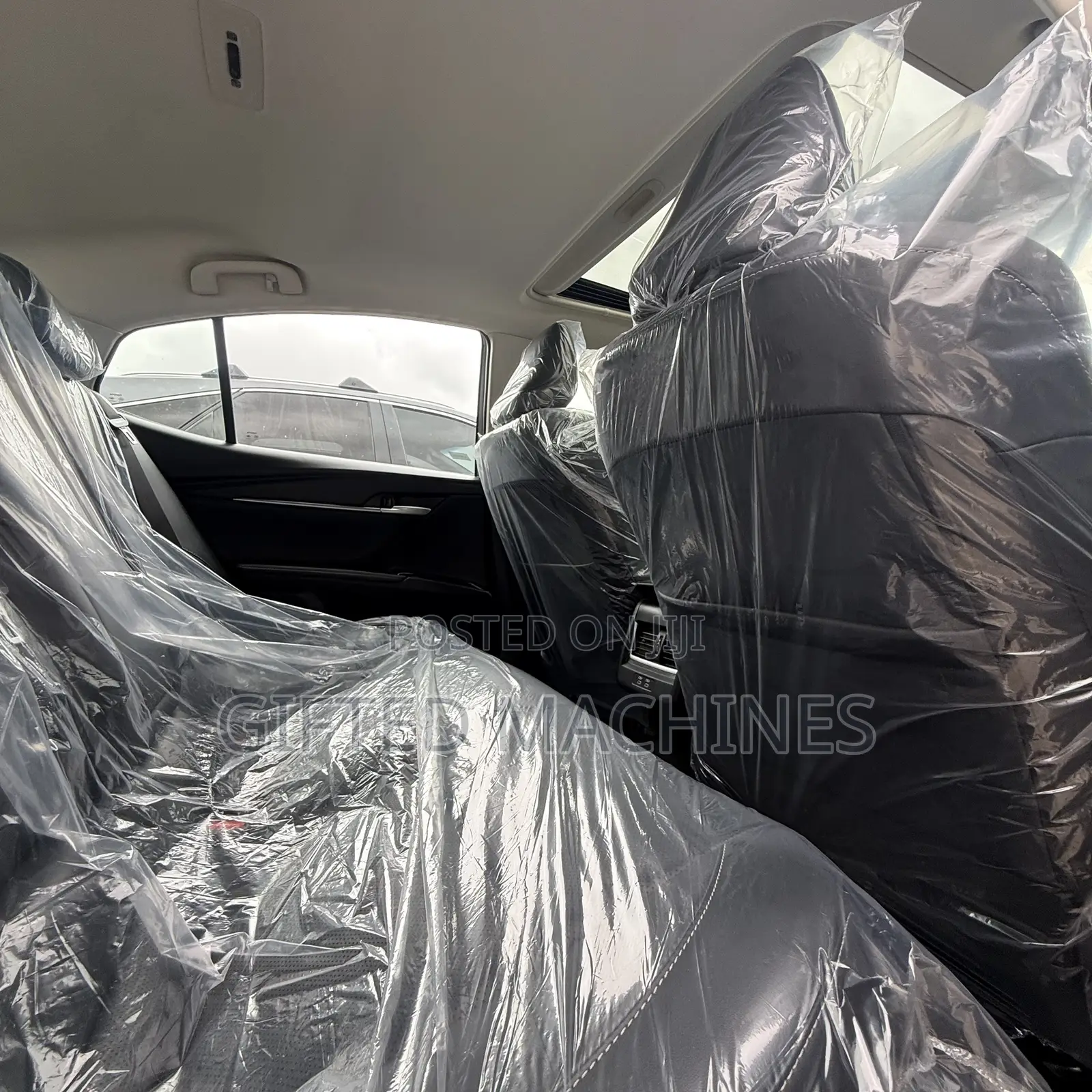 Toyota Camry XLE AWD 2026 Gray