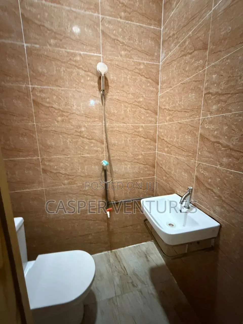 Studio Apartment in Royal Pine Estate, Lekki Phase 2 for rent