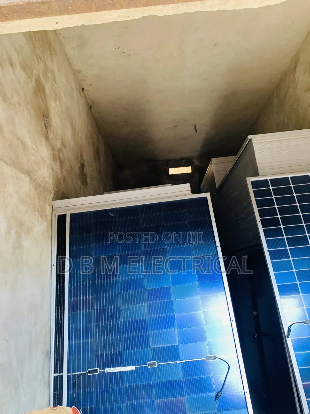 Jinko Solar Panel 650watt 144 Sells