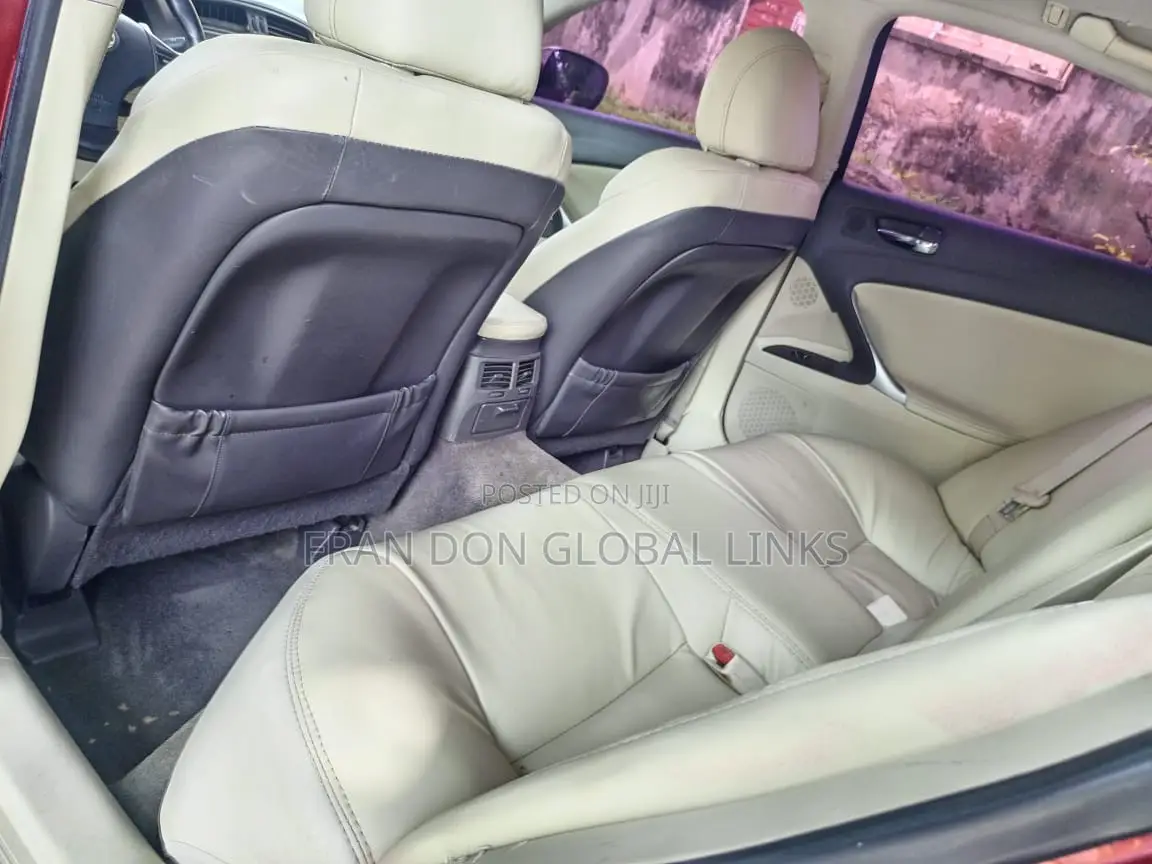 Lexus IS 350 2010 Red