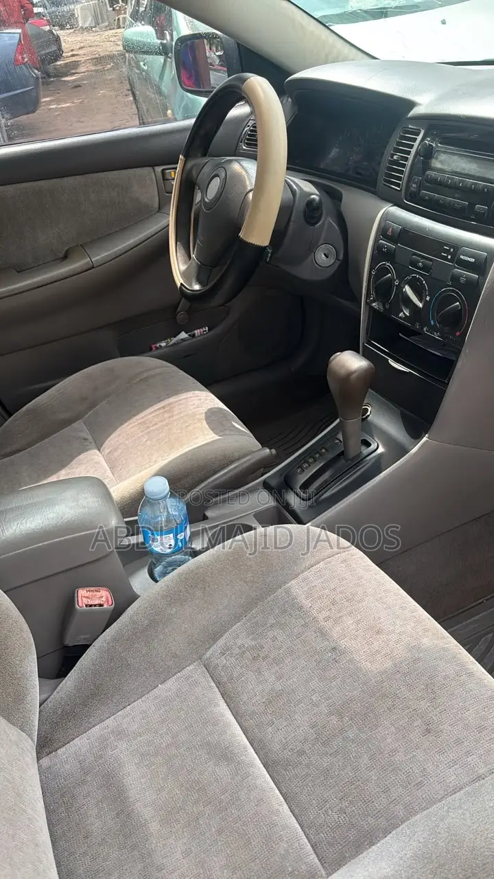 Toyota Corolla 2003 Silver