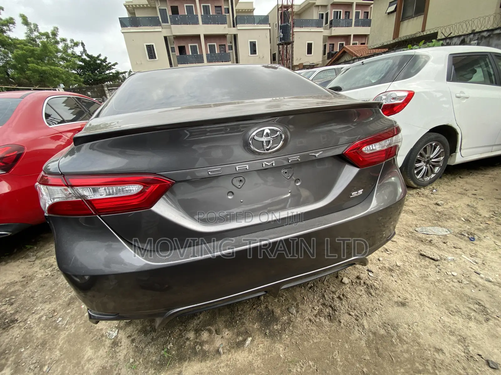 Toyota Camry SE 4dr Sedan (2.5L 4cyl 6A) 2017 Gray