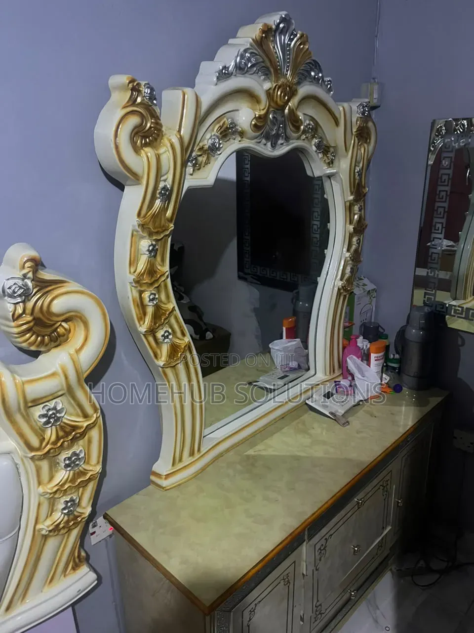 6by6 Royal Bedframe With Dresser and Two Night Stands