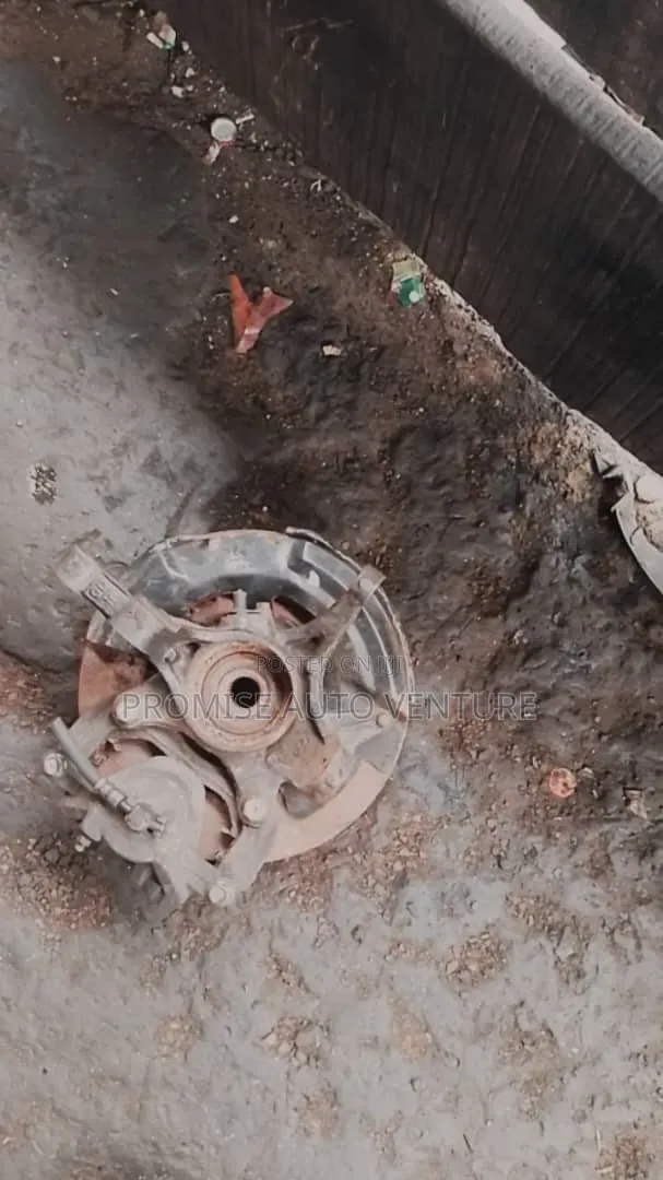 Complete Front Hub Hyundai Elentra, Kia Cerato, 2014