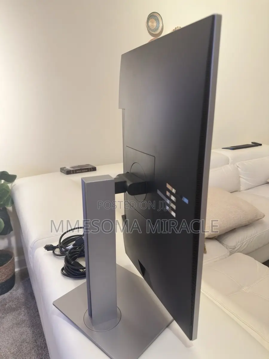 HP EliteDisplay E233 23-Inch Monitor